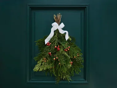 7 festive door ideas for the Christmas season