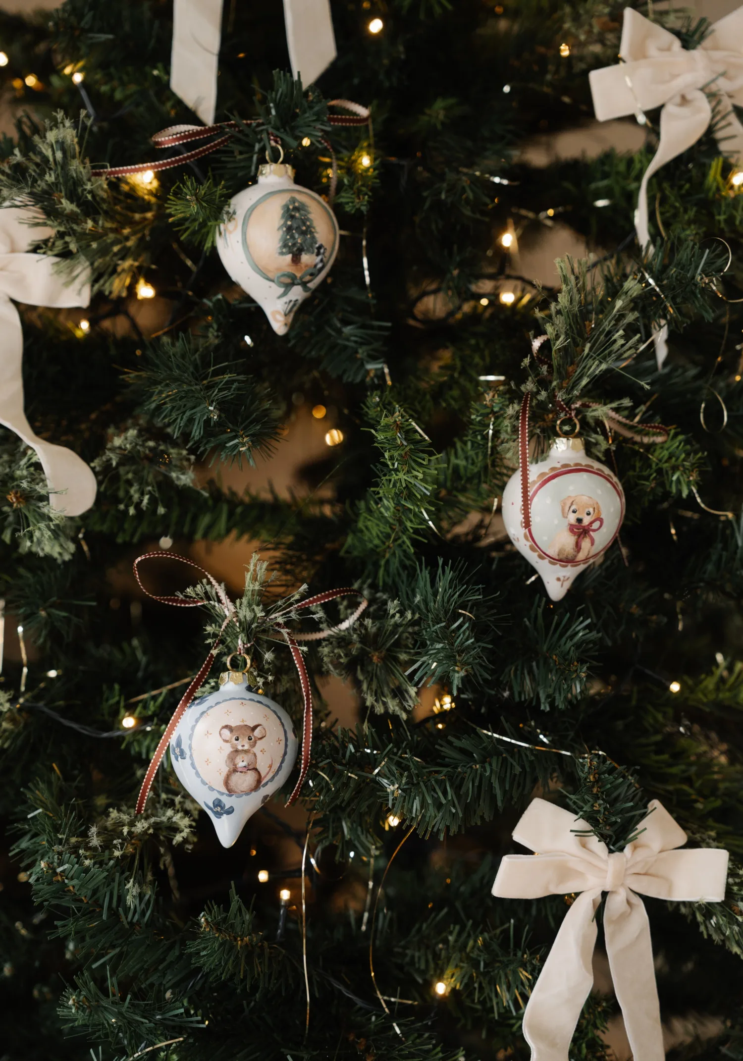 HomeBeautiful_Fledge&Thread_Christmas tree