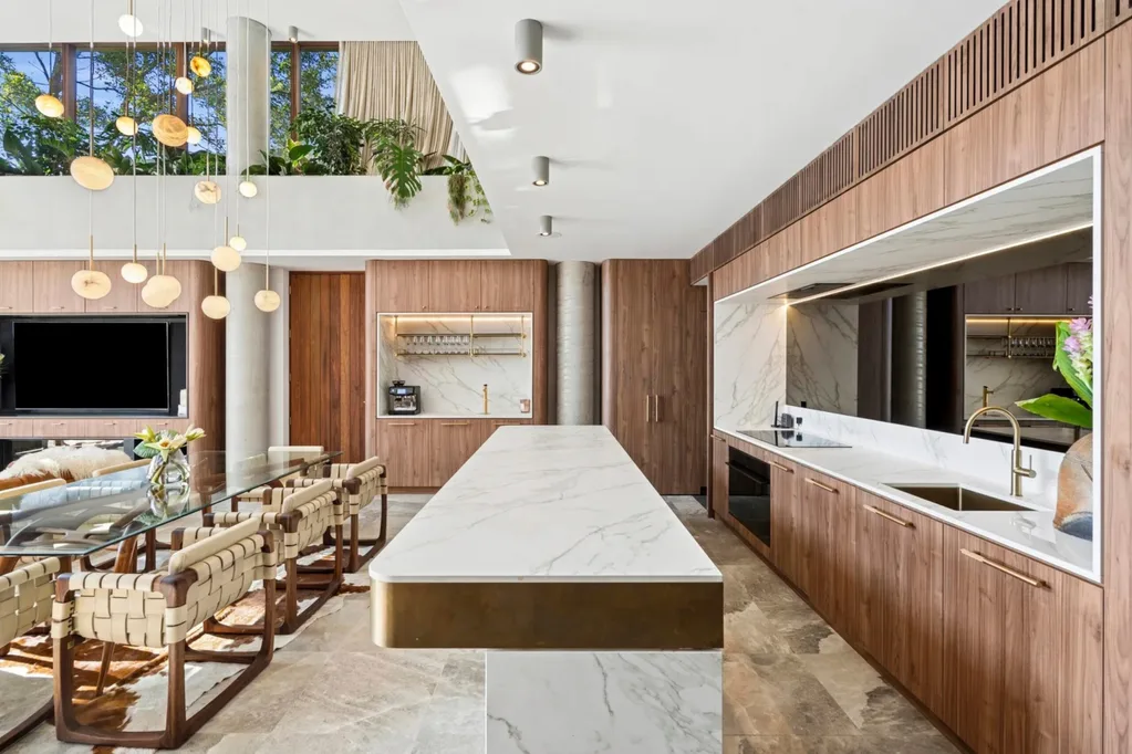 Landscaper Jamie Durie house Avalon