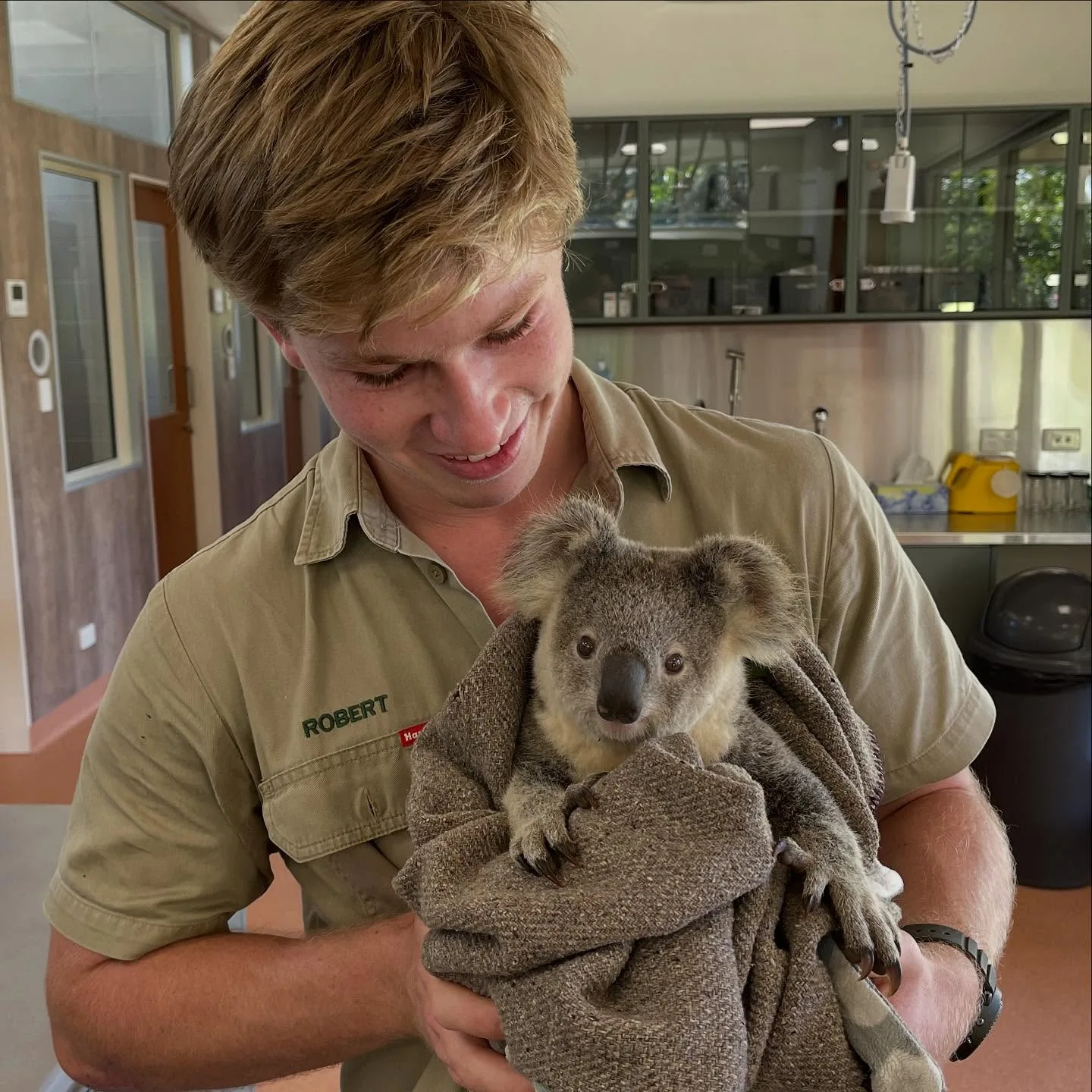 Robert Irwin home Australia zoo koala