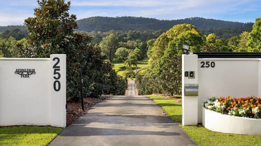 Jesinta and Buddy's Queensland home