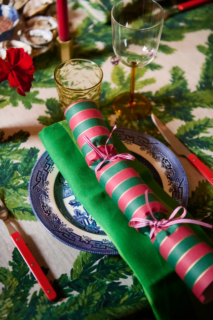 Jess Nguyen's Christmas dining table.