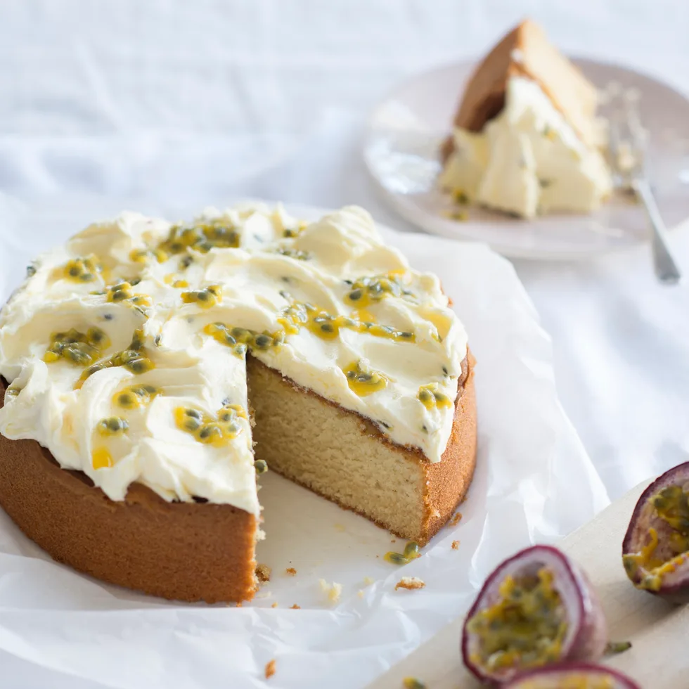 Easy vanilla cake with passionfruit buttercream