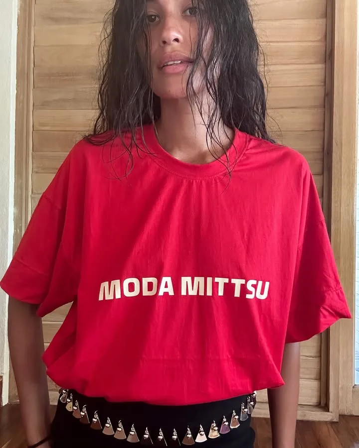Rebecca Jobson in Moda Mittsu