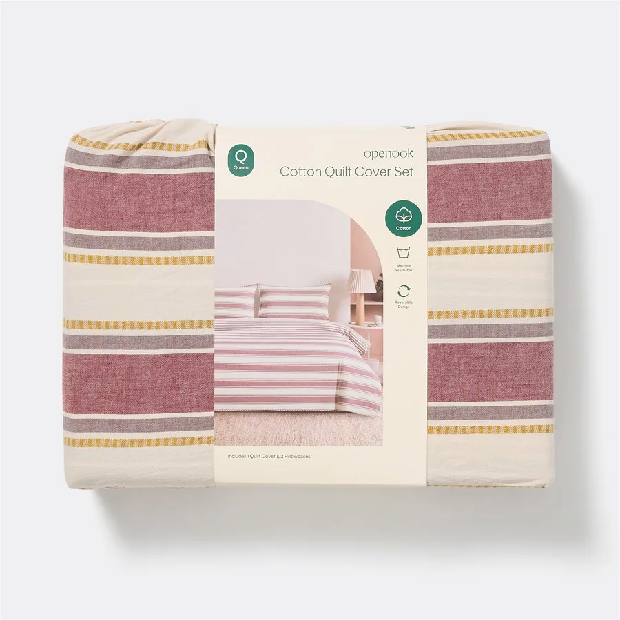 This set combines a timeless horizontal stripe pattern with the natural comfort of cotton to create a warm and inviting sleep sanctuary.