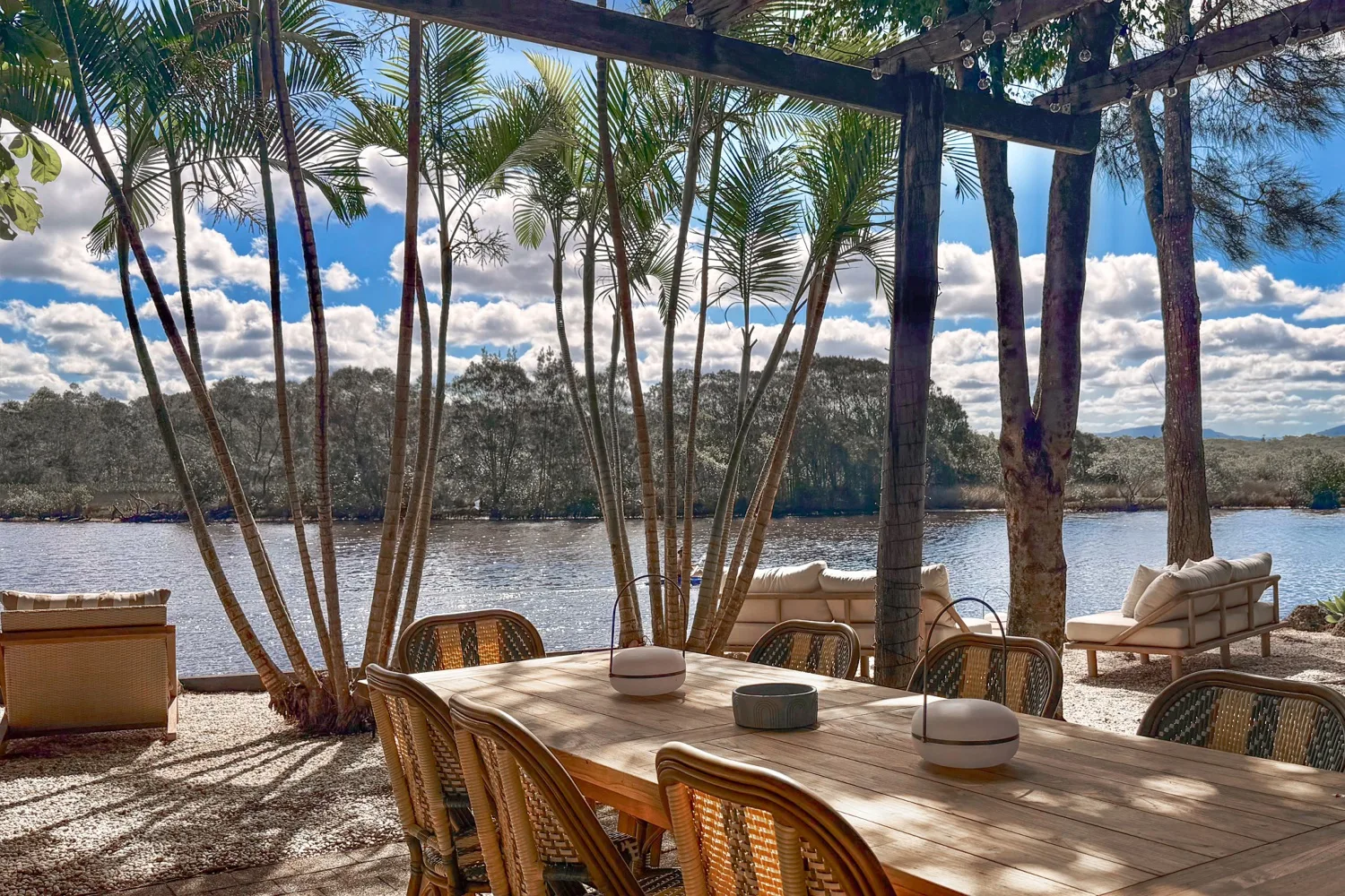 Darren Palmer holiday home Belongil Beach outdoor dining