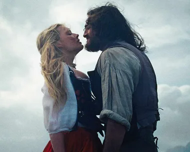 margot-robbie-jacob-elordi-wuthering-heights