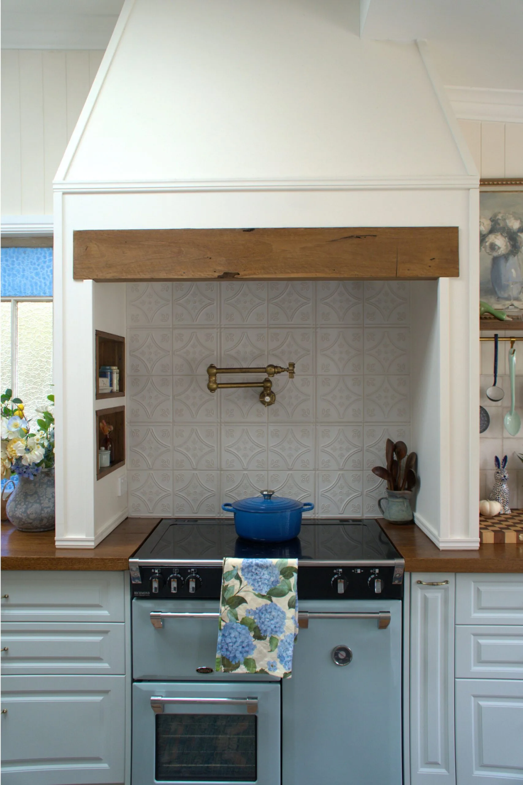 Brooke Styles blue kitchen. 