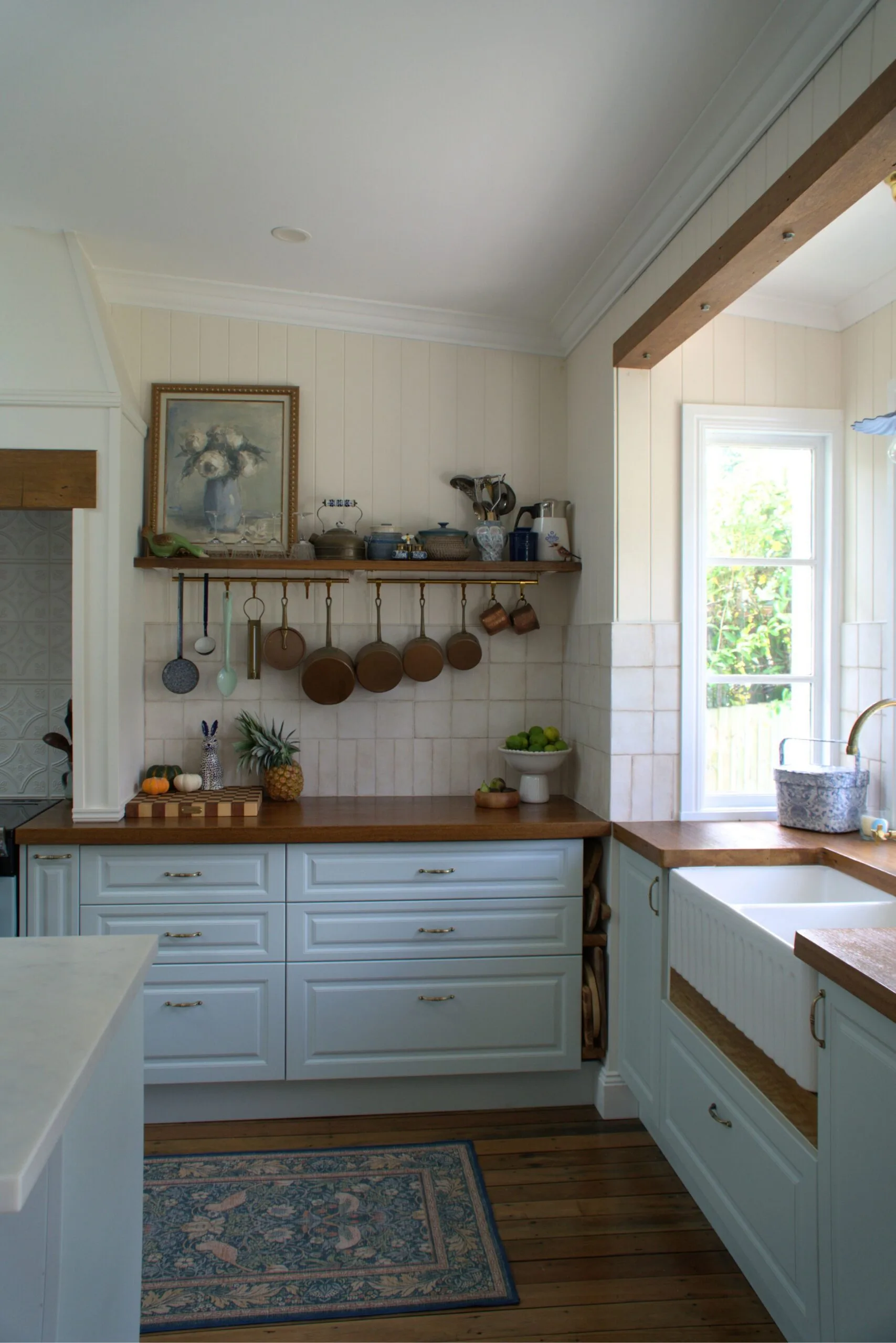 Brooke Style's blue farmhouse kitchen. 