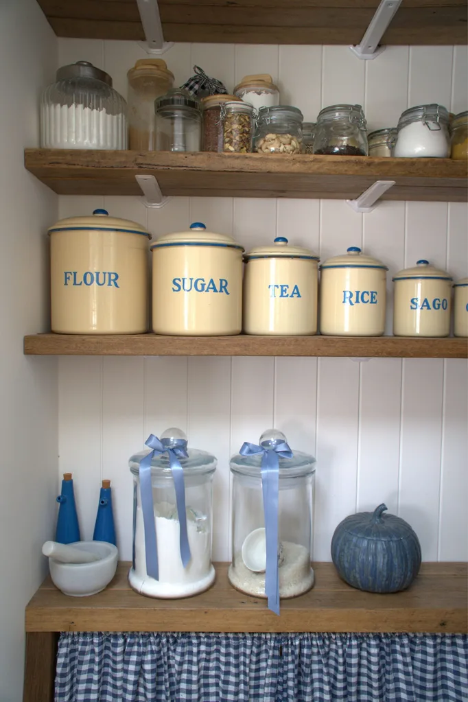 Brooke Style's farmhouse style butler's pantry.