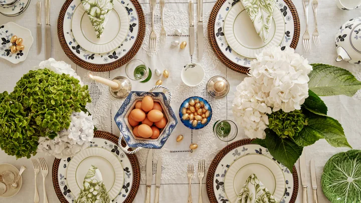 seasonal decorating easter tablescape setting ideas