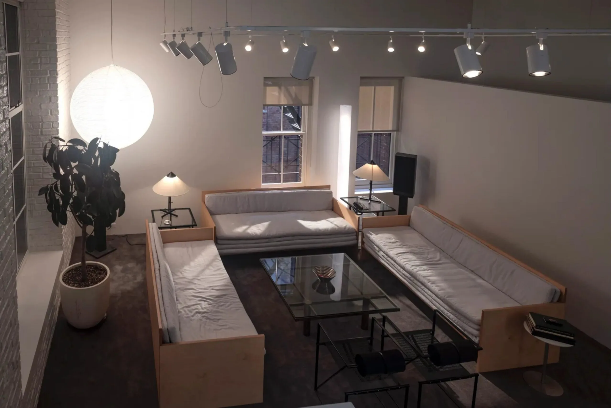 JFK Jr and Carolyn Bessette apartment in Love Story Ryan Murphy series lounge