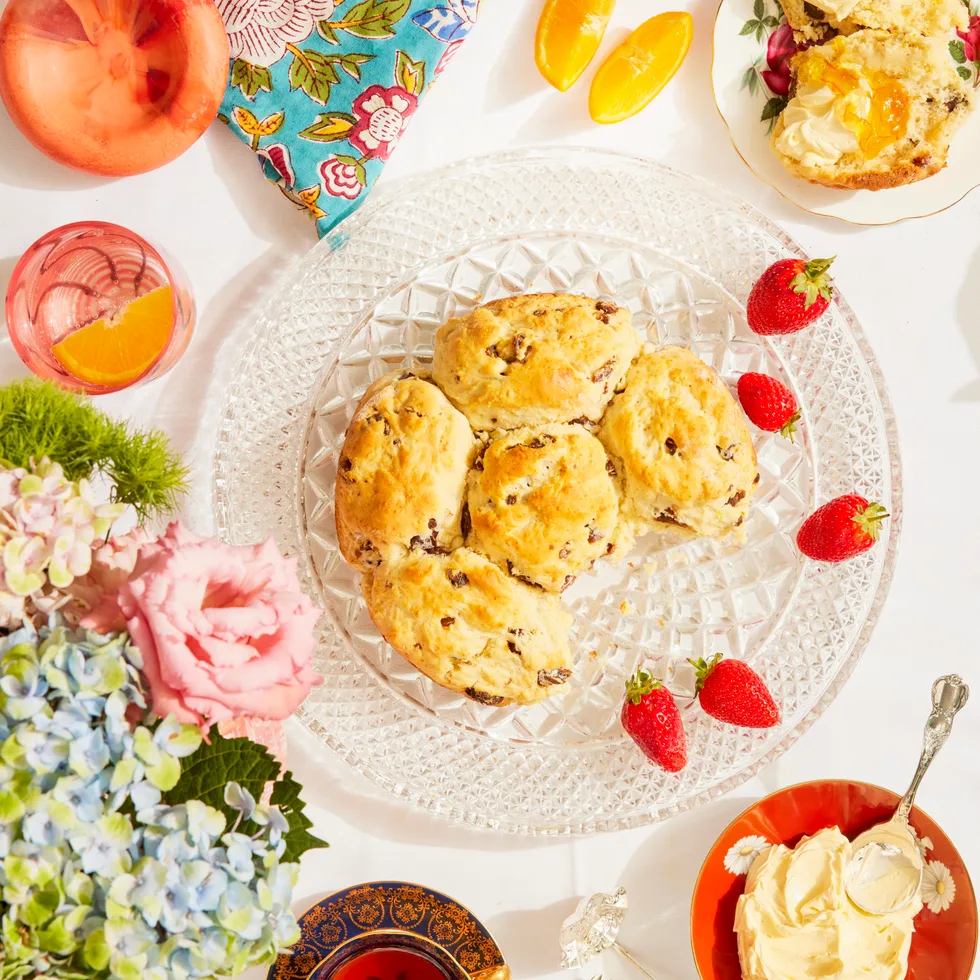 Date and orange scones