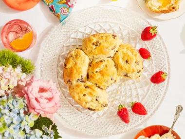 Date and orange scones