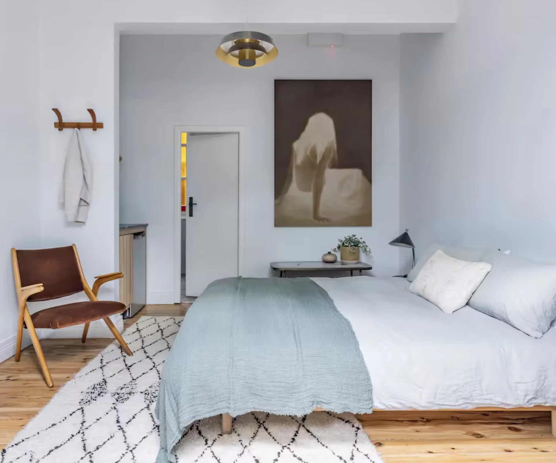 Bondi Beach House Boutique Hotel Gumlead Suite Airbnb Sydney Bondi + Best Airbnbs Sydney Australia 2026
