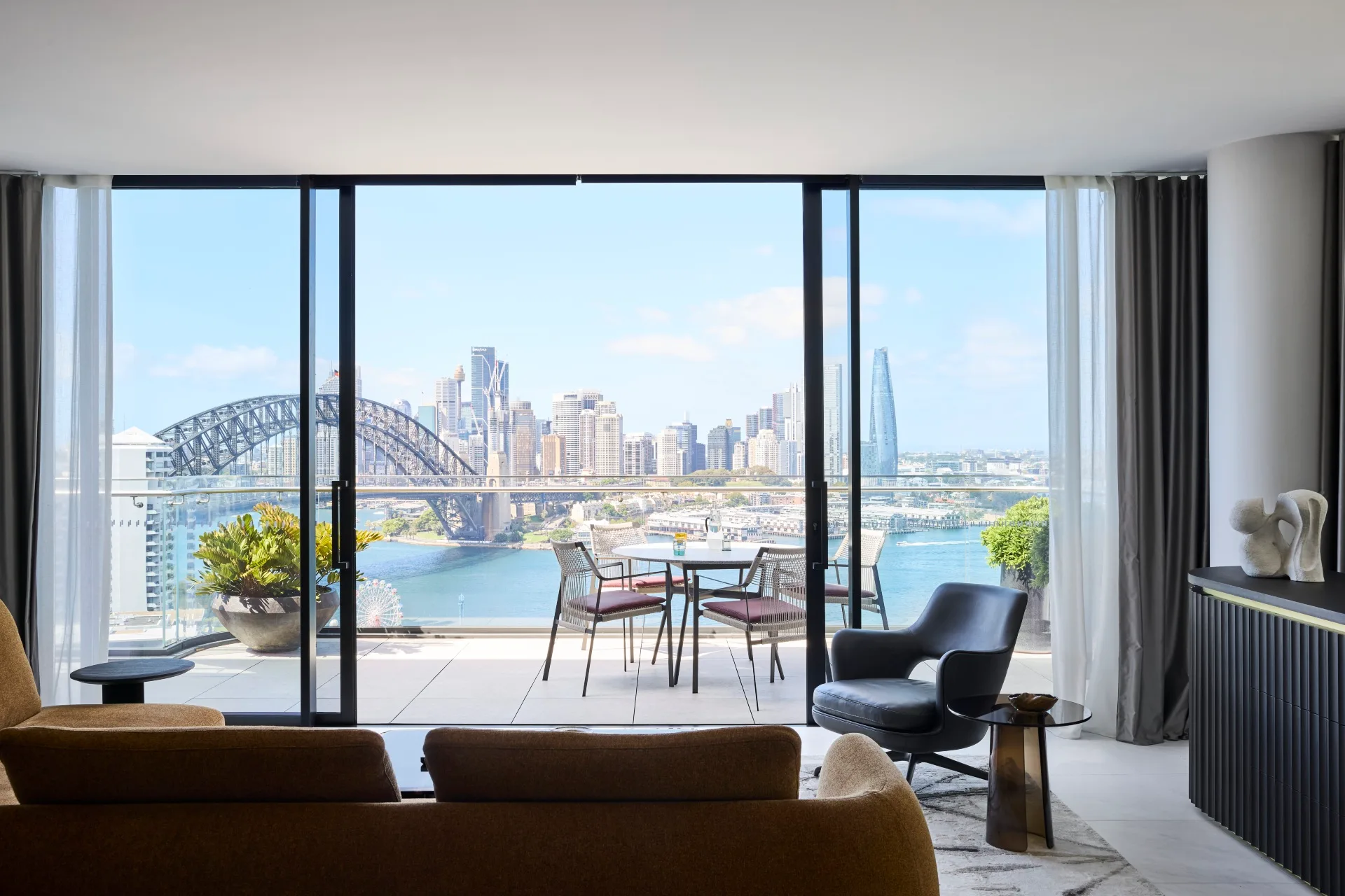 Lisa Santamaria interior design renovation on Lavender Bay apartment owned by Dianne harbour views