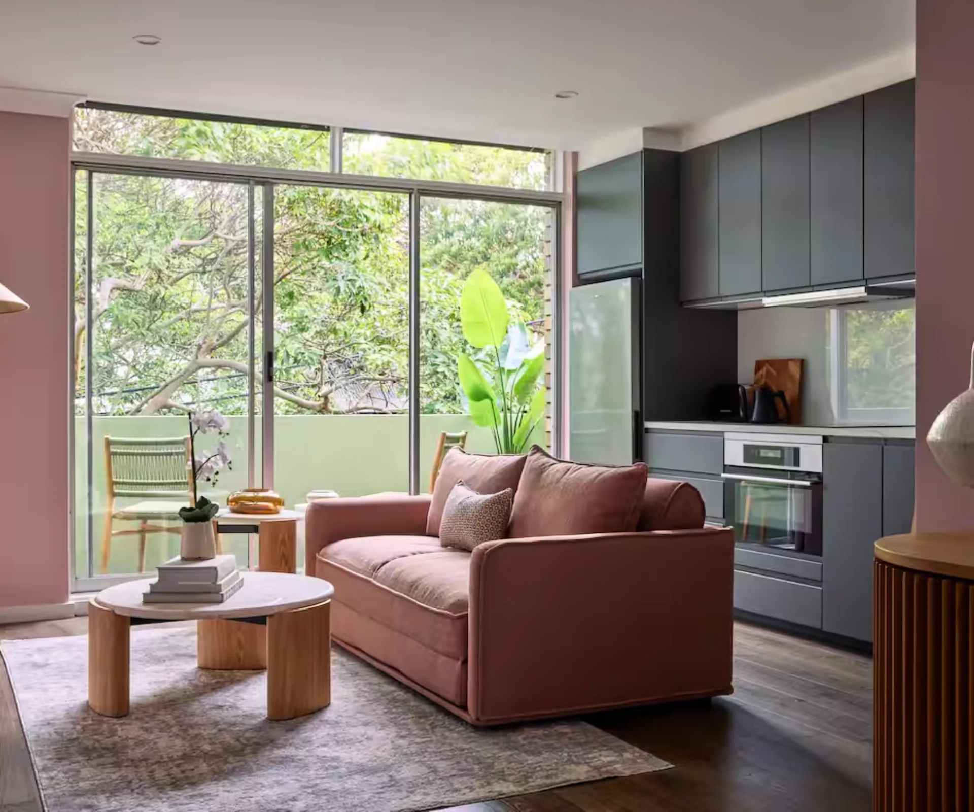 Sunny Surry Hills Apartment between Crown & Bourke Airbnb Sydney Surry Hills + Best Sydney Airbnb 2026
