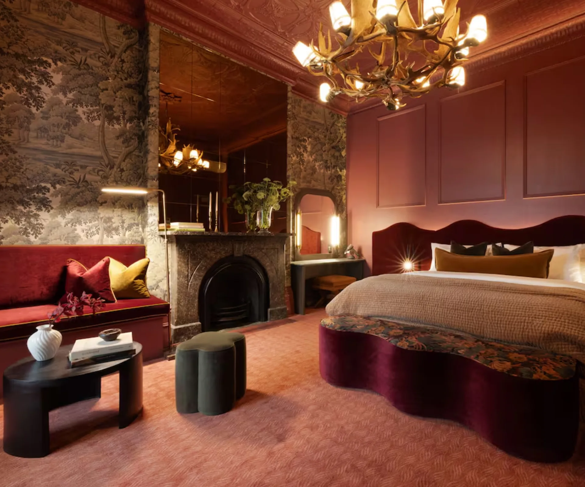 Velvet Suite Airbnb Paddington Sydney + Best Sydney Airbnbs Australia 2026