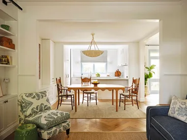 Beautiful Builds Ocean Street Woollarah Interior design by Stephanie Chu Interiors kitchen and living and dining