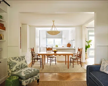Beautiful Builds Ocean Street Woollarah Interior design by Stephanie Chu Interiors kitchen and living and dining
