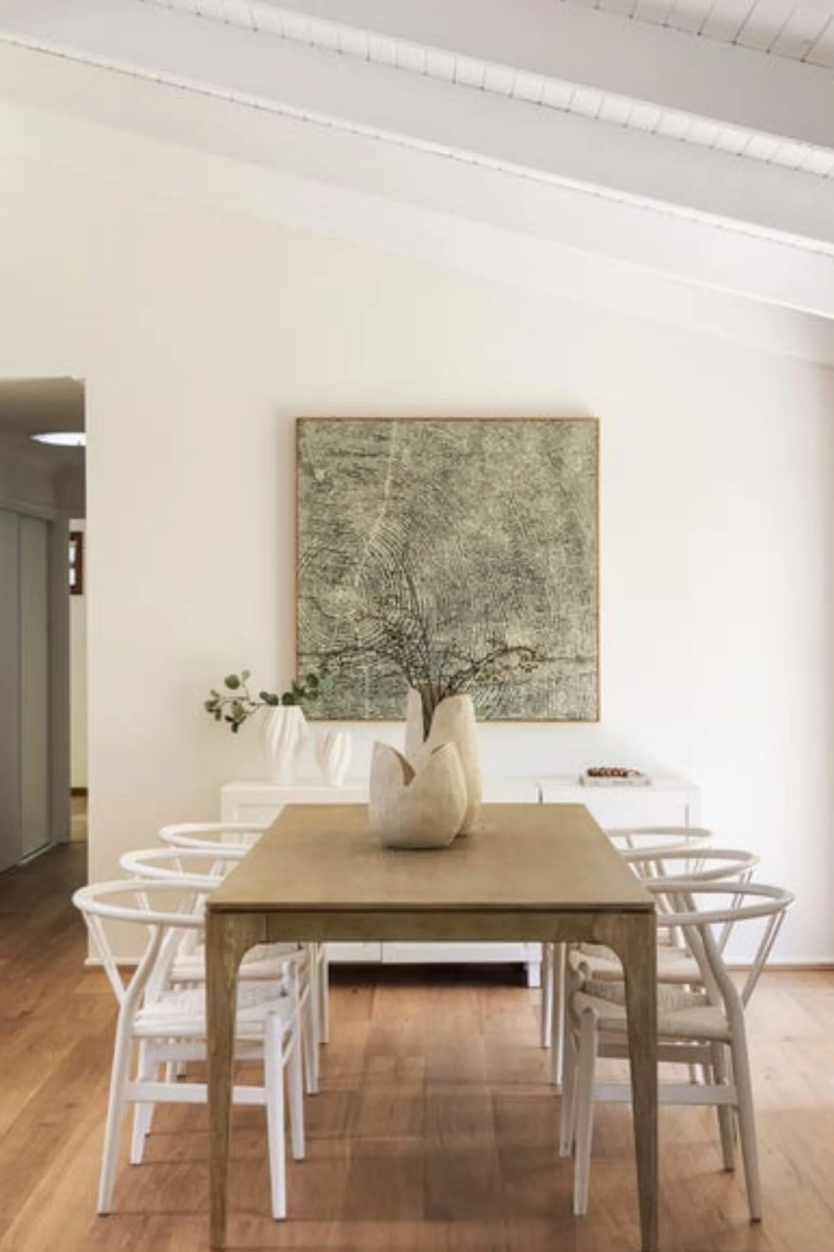Sam Frost Noosa Property dining room