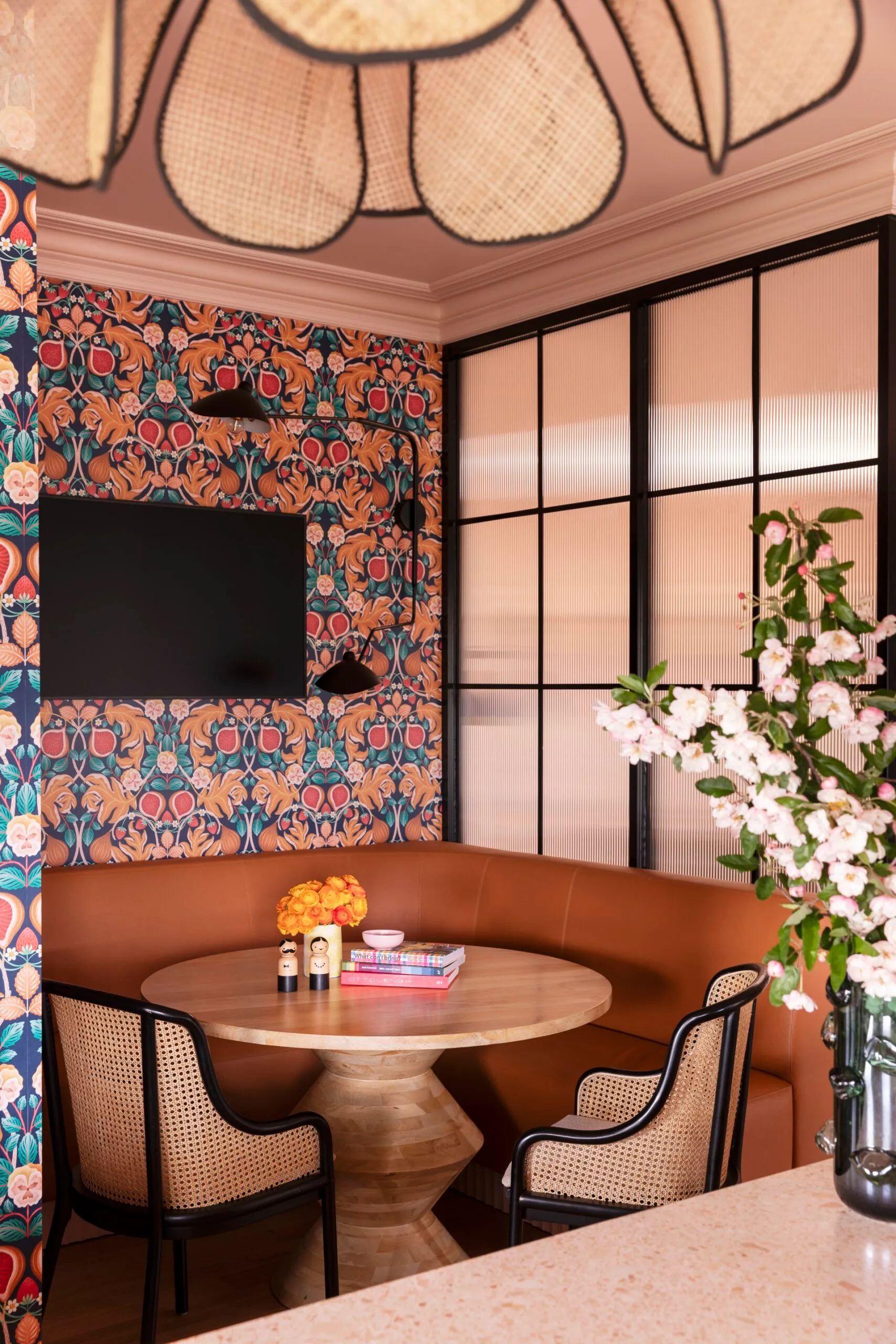 Yarra Valley home interior designer Carolyn Burns-McCrave breakfast nook colourful wallpaper