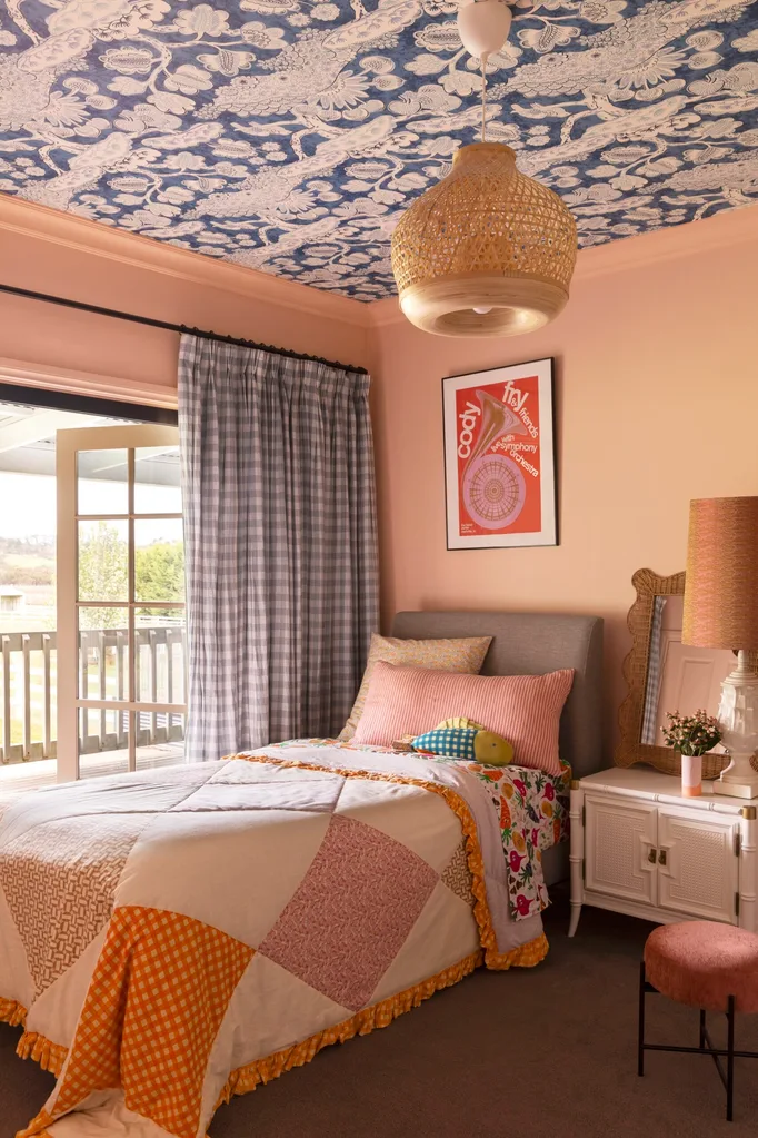 Yarra Valley home interior designer Carolyn Burns-McCrave bedroom ceiling wallpeper