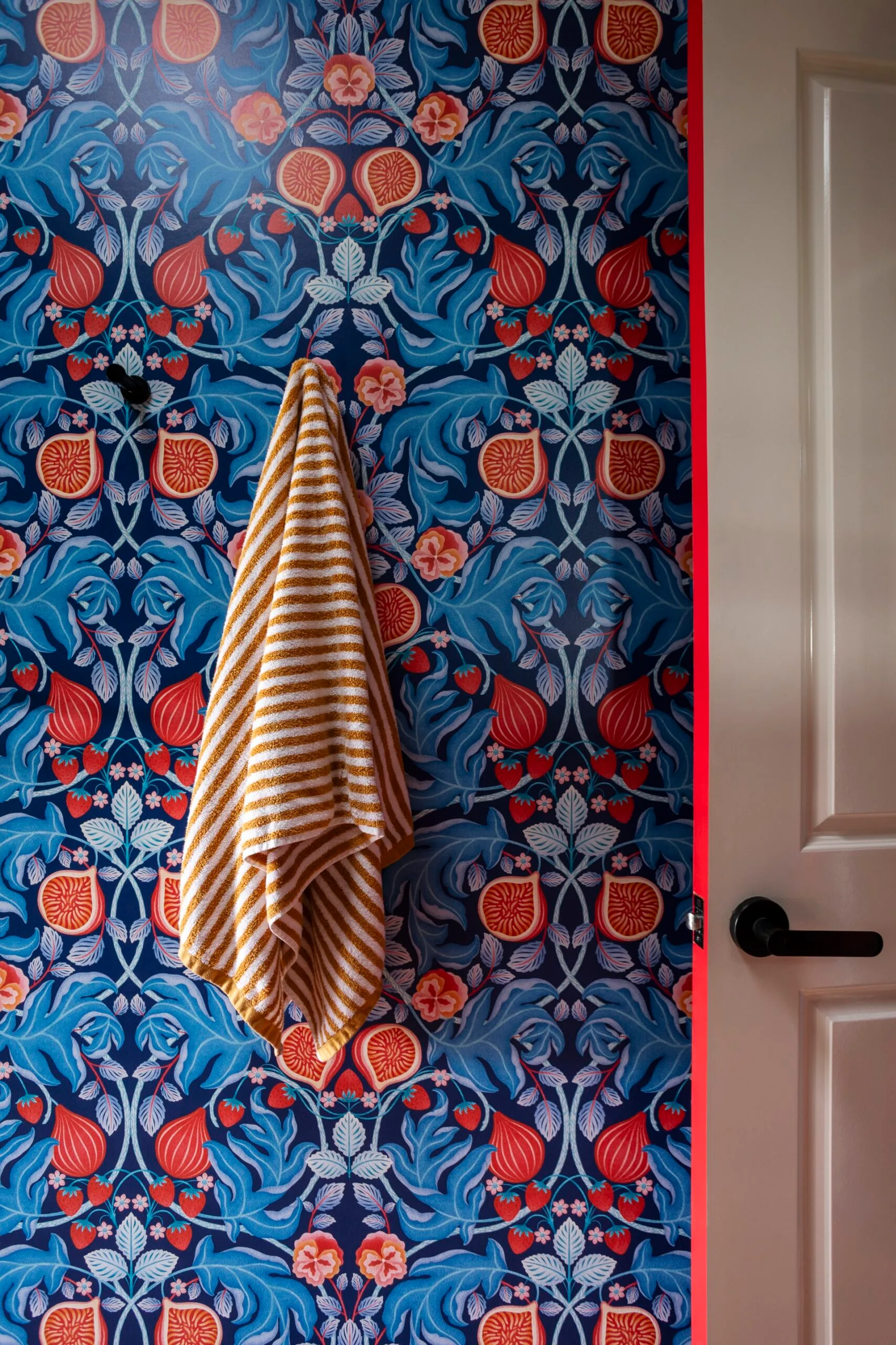 Yarra Valley home interior designer Carolyn Burns-McCrave wallpaper towel