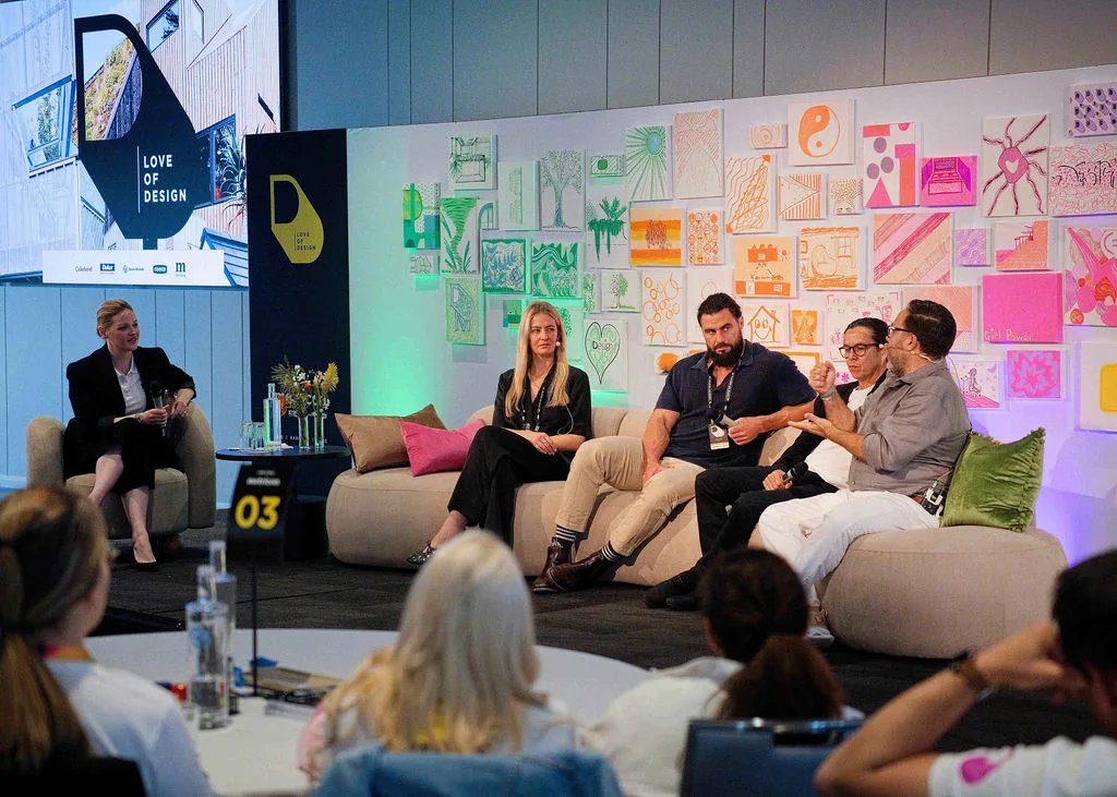 Home Beautiful The Edit Podcast x Metricon Love Of Design Summit_Panel members Left to Right Elle Lovelock, Editor-In-Chief, Home Beautiful; Ali Whelan, Principal & Design Lead, Breathe Architecture; Neil Hipwell, Founding Director, FutureFlip; Michael Leung, Co-Founder / Designer, Balanced Earth; James Treble, Interior Designer and TV Presenter