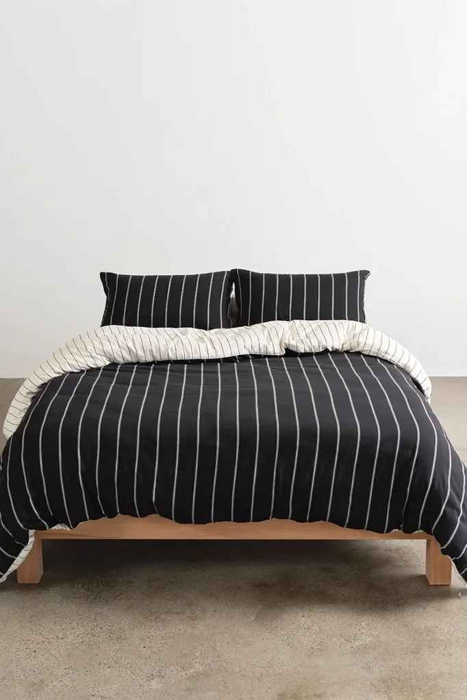 Hommey discount code guide: the cotton reversible quilt cover in Ink/Snow is a top pick for Home Beautiful Managing Editor Rebecca Hooton
