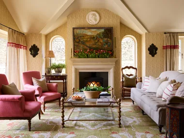 Lisa Burdus home colour and decorating handbook family living room