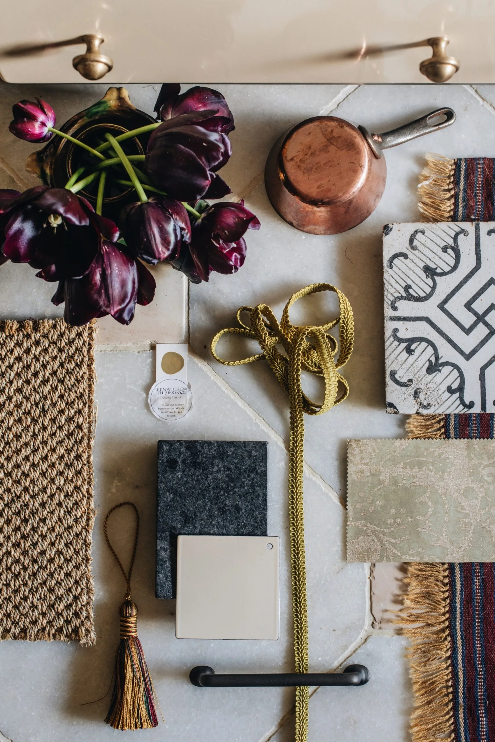 Lisa Burdus home colour and decorating handbook