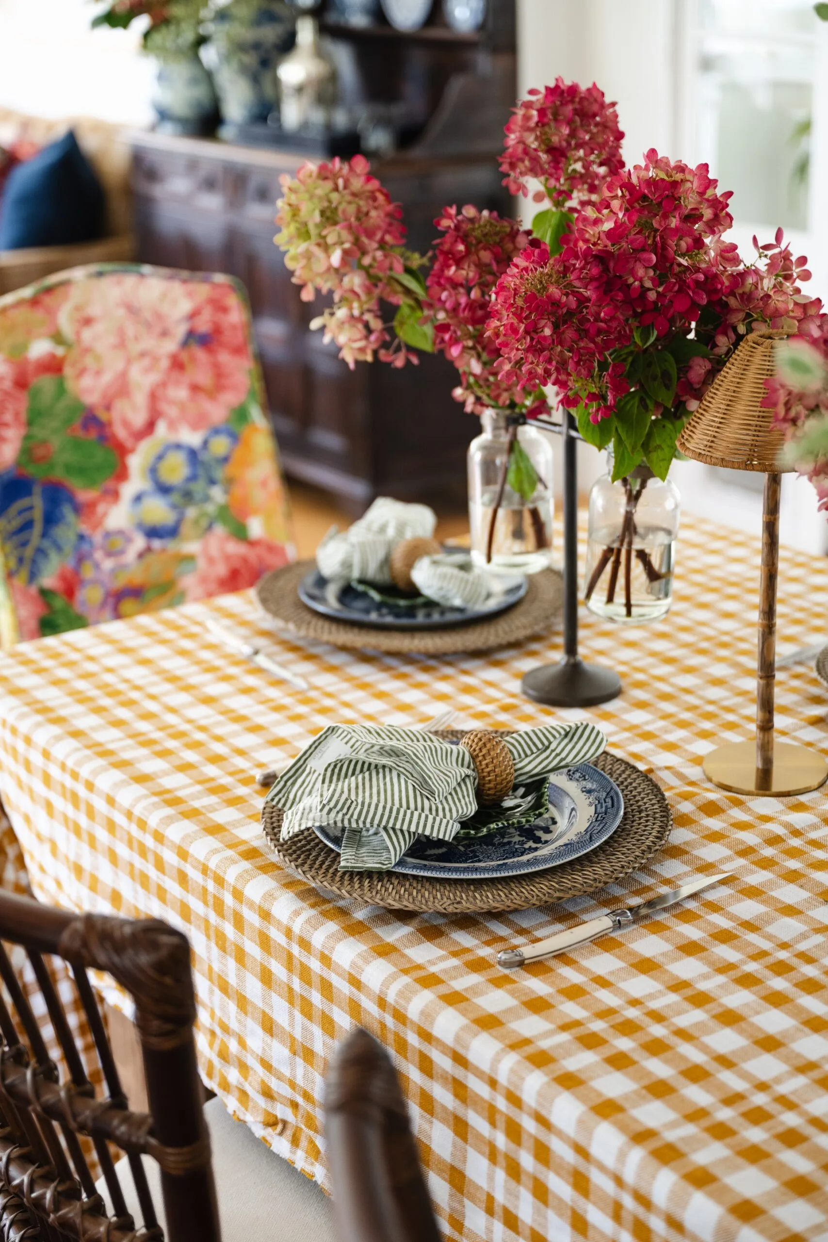 Rosewood Farm Queenslander tablescape dining gingham