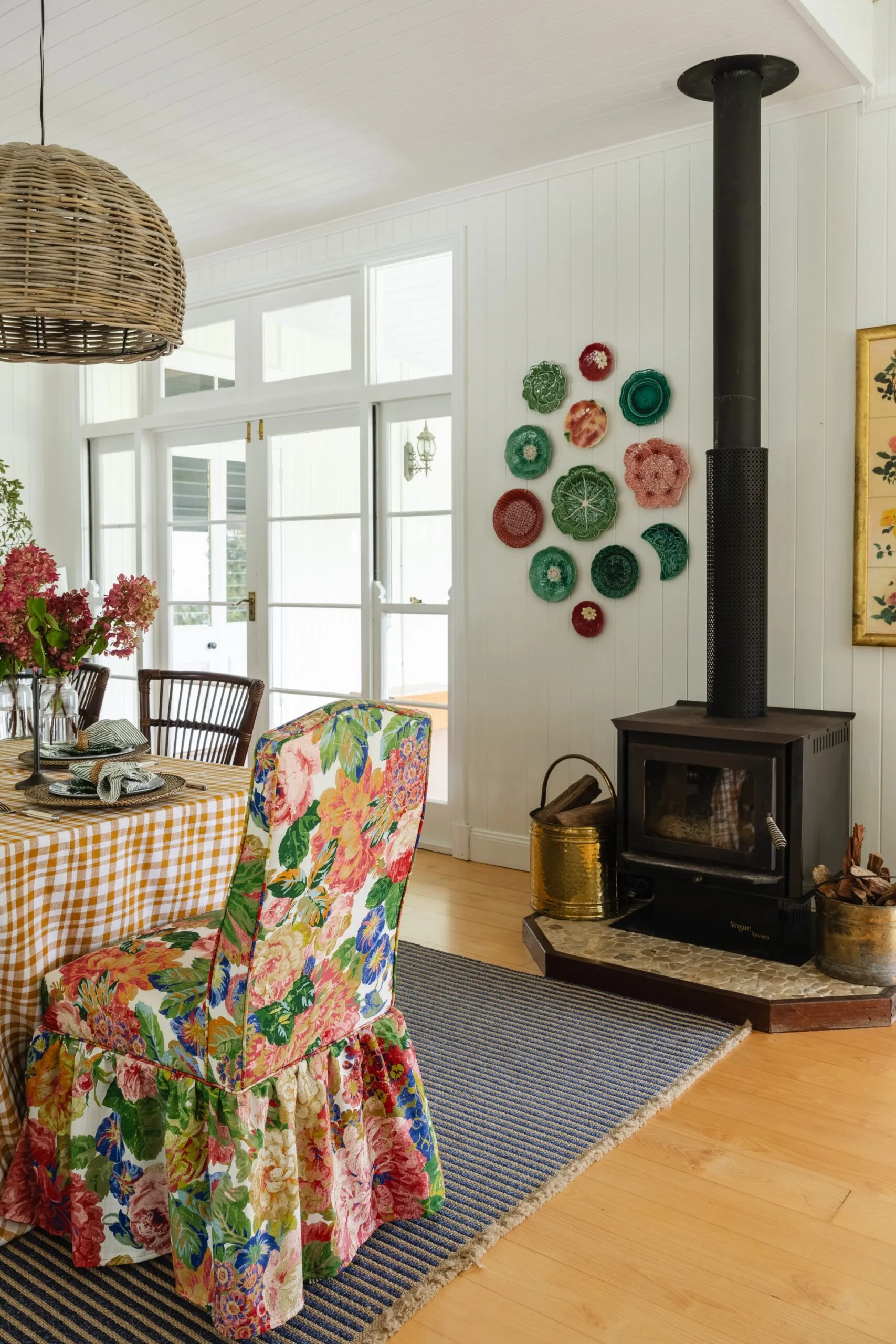 Rosewood Farm Queenslander dining area