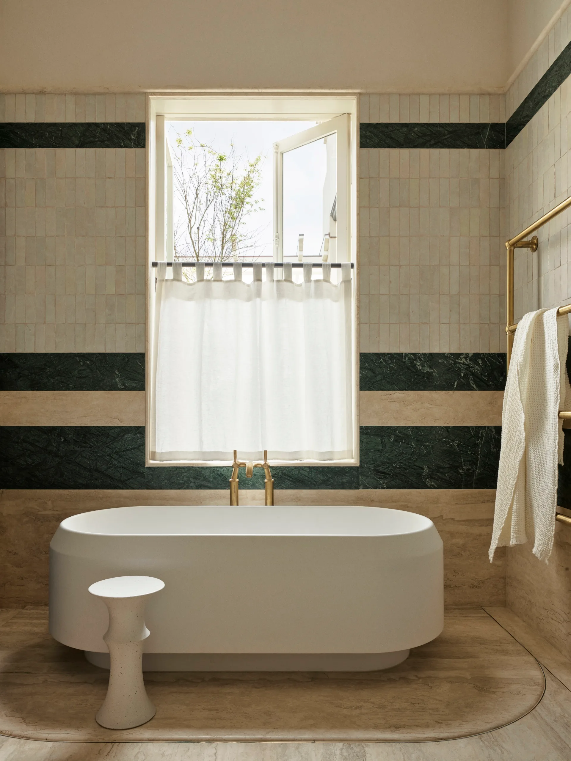 Italianate home in inner Melbourne, the main ensuite is a study in restraint according to interior designer, Sarah-Jane Pyke of Arent & Pyke