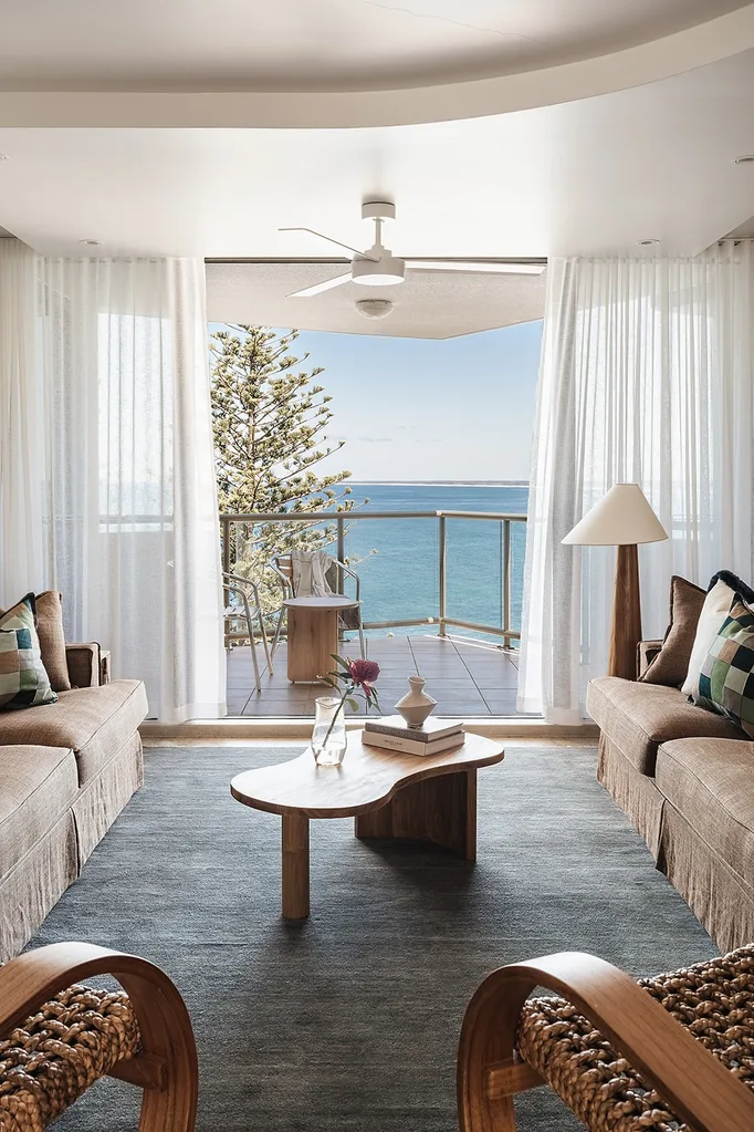 This 1970s apartment on the Sunshine Coast is a bolt hole for its Brisbane owners. A recent makeover by CG Design Studio