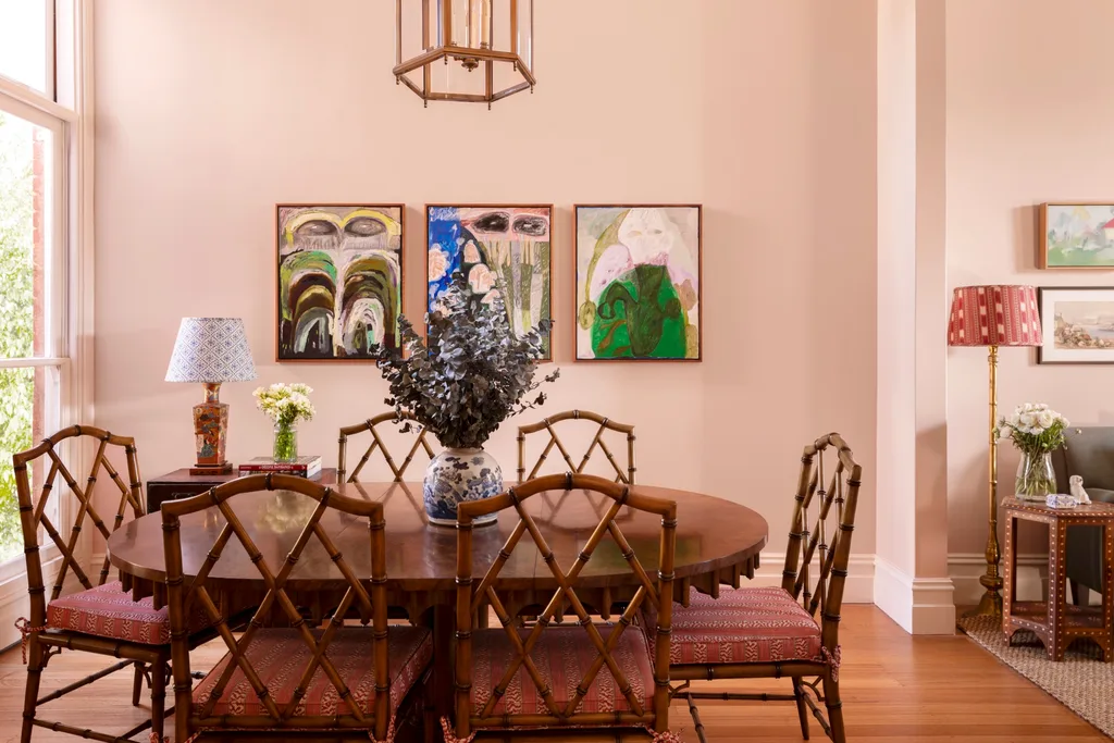 Mcphee_Fitzroy9509_Gemmola_Retouched_w1920 dining room