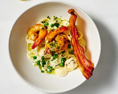 Orecchiette with pea, pancetta and prawn