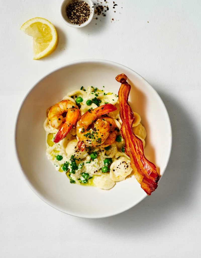 Orecchiette with pea, pancetta and prawn