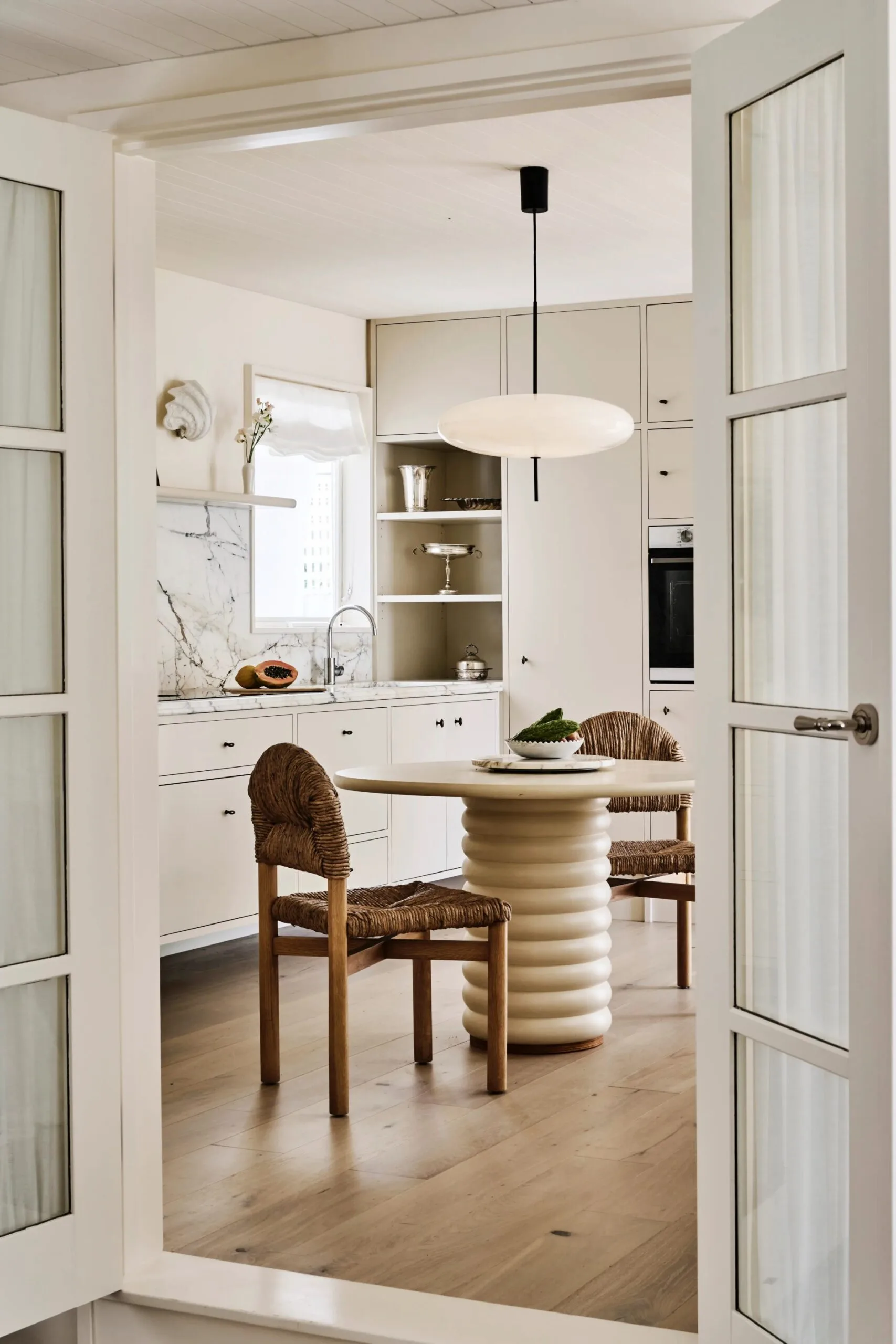 weatherboard cottage in Melbourne&rsquo;s bayside suburbs by Anouska Milstein of Studio A.mi.