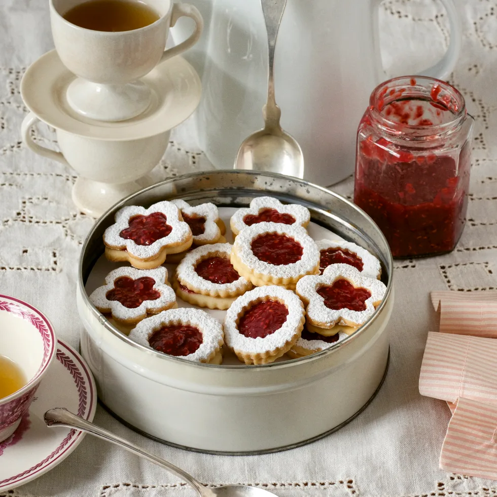 Rose raspberry sandwich biscuits