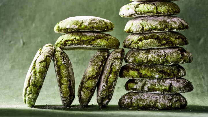 These delicious pistachio amaretti take less than 30 minutes