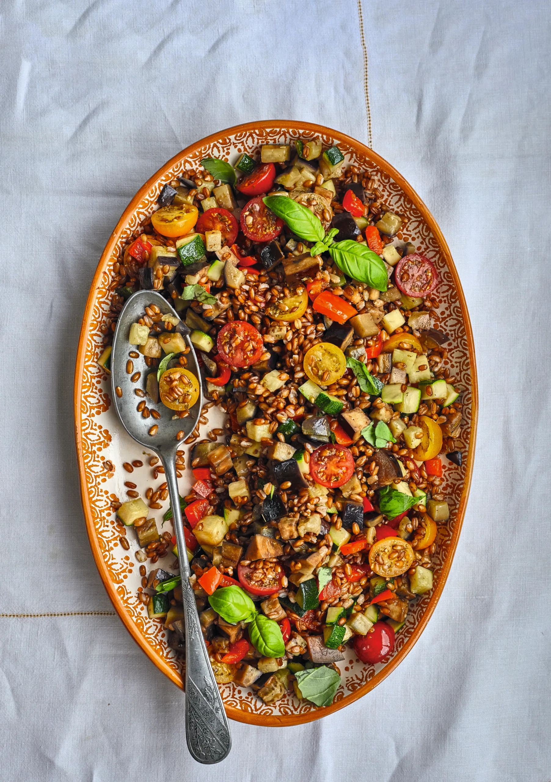Roast vegetable salad with farro