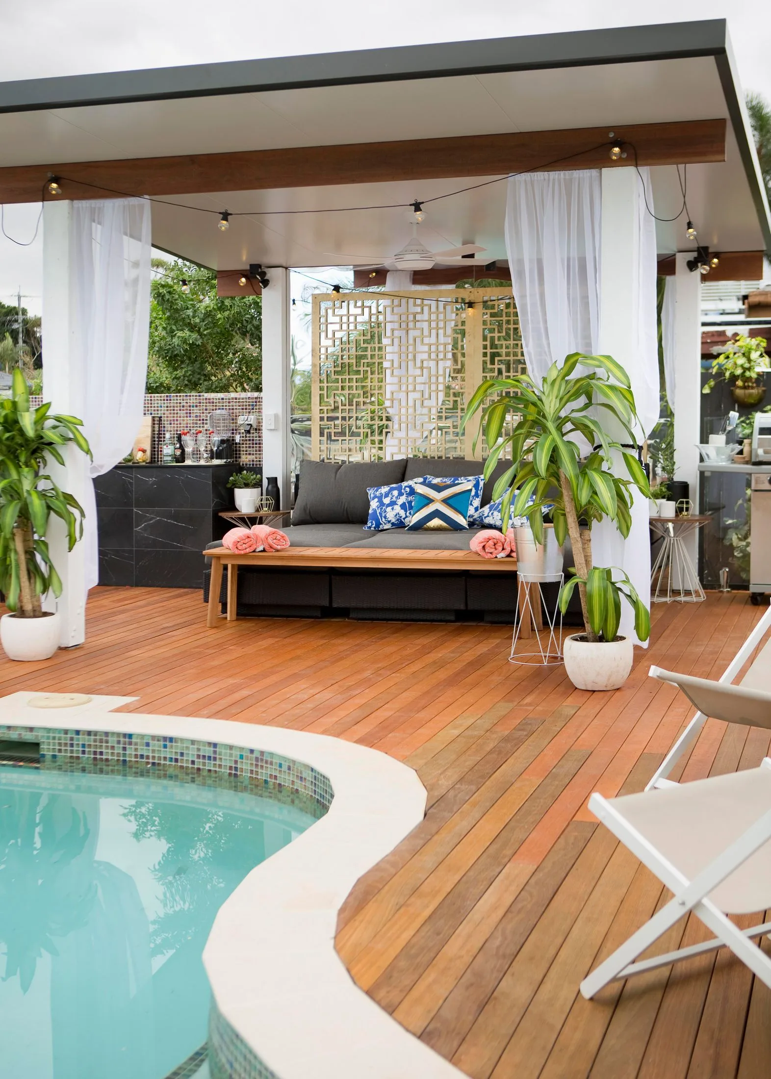 pool outdoors renovate house rules gold coast