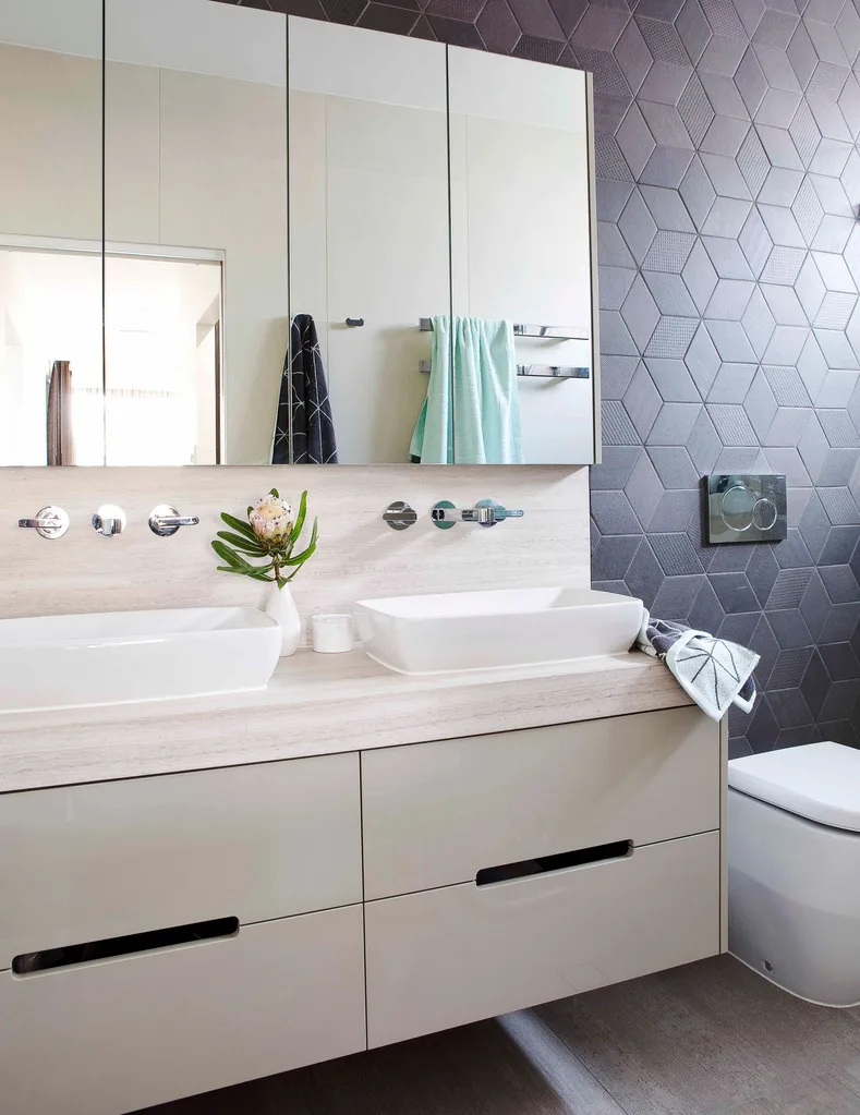 Ensuite bathroom