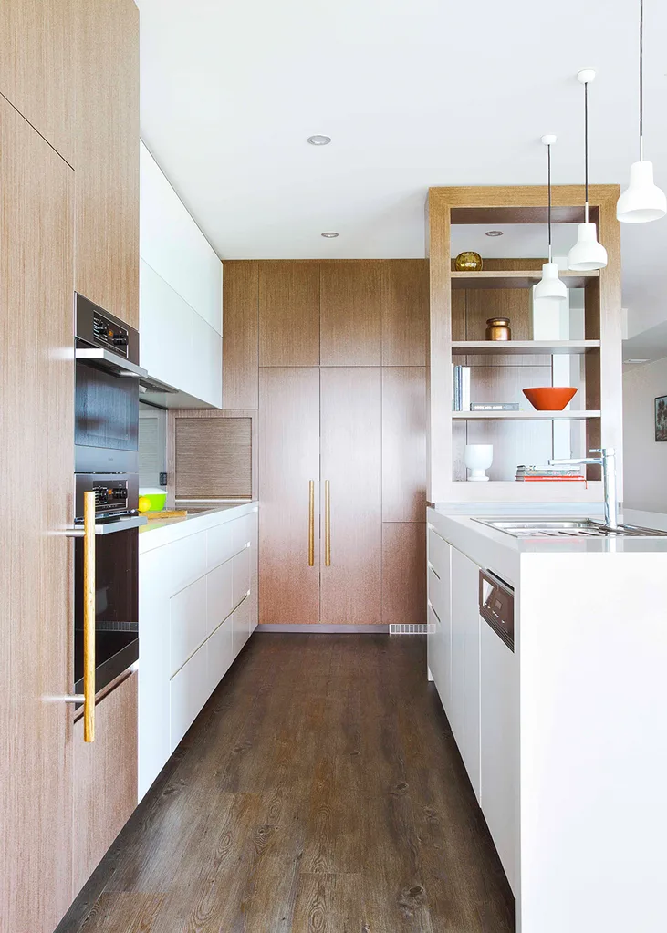 Kitchen with oak veneer timber panelling