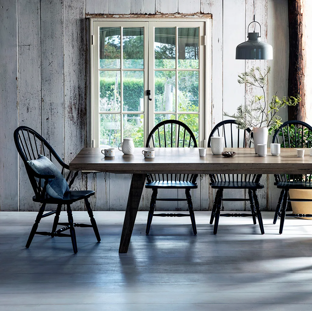 Ayers Dining Table