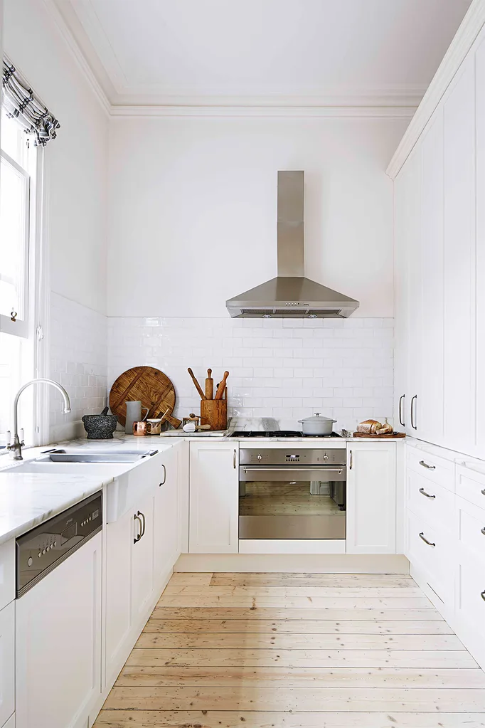 White kitchen