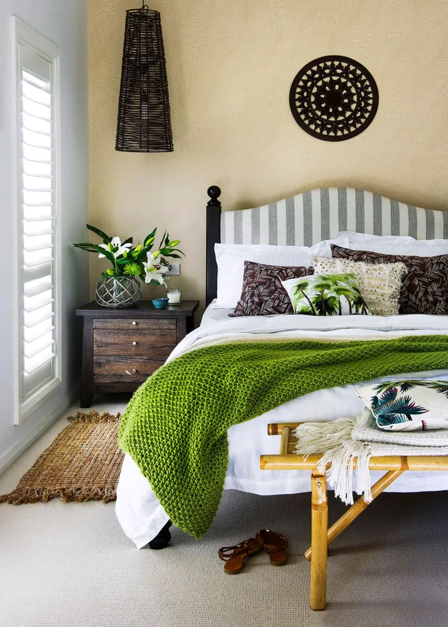 green bedroom