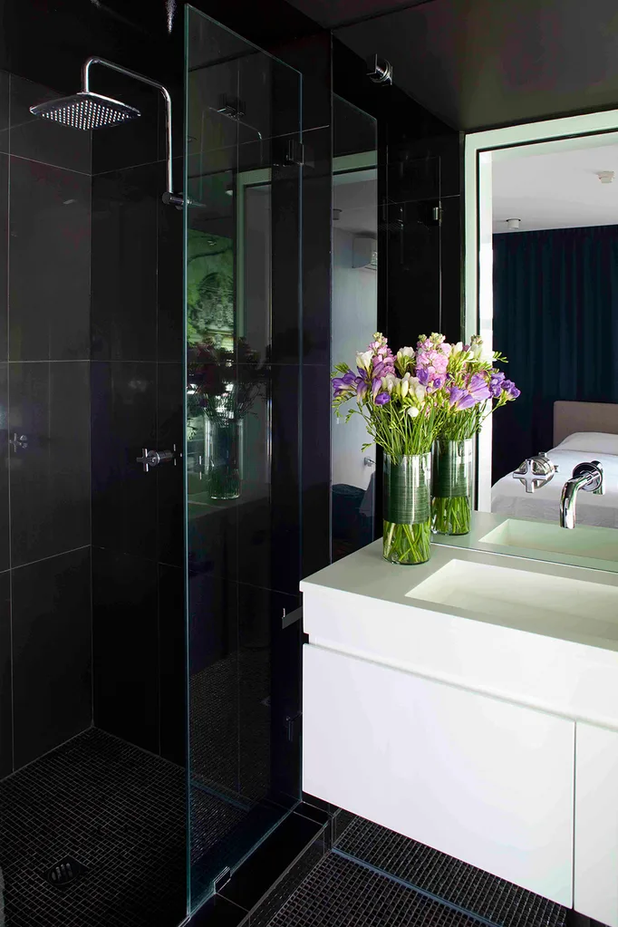 Glamorous bathroom makeover